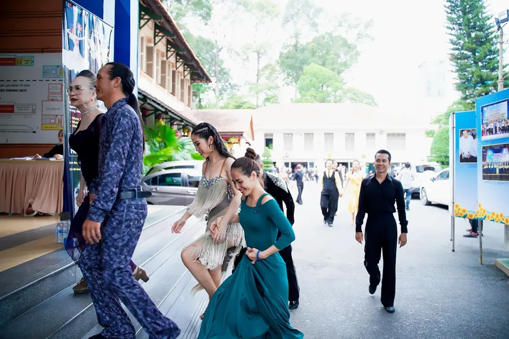 Gameshow về khiêu vũ dành cho thí sinh lớn tuổi ảnh 2