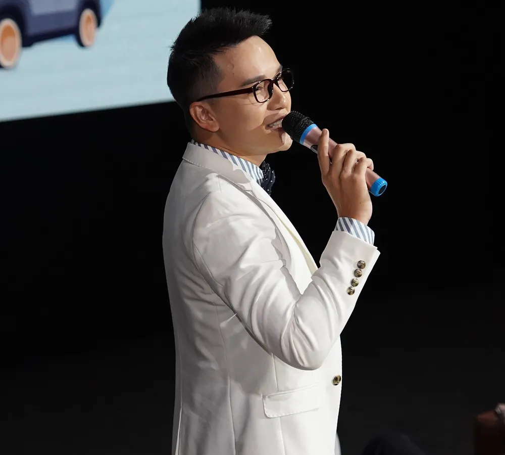 Dàn nghệ sĩ Việt cùng hội ngộ trong “Vô lăng tình yêu“ ảnh 3