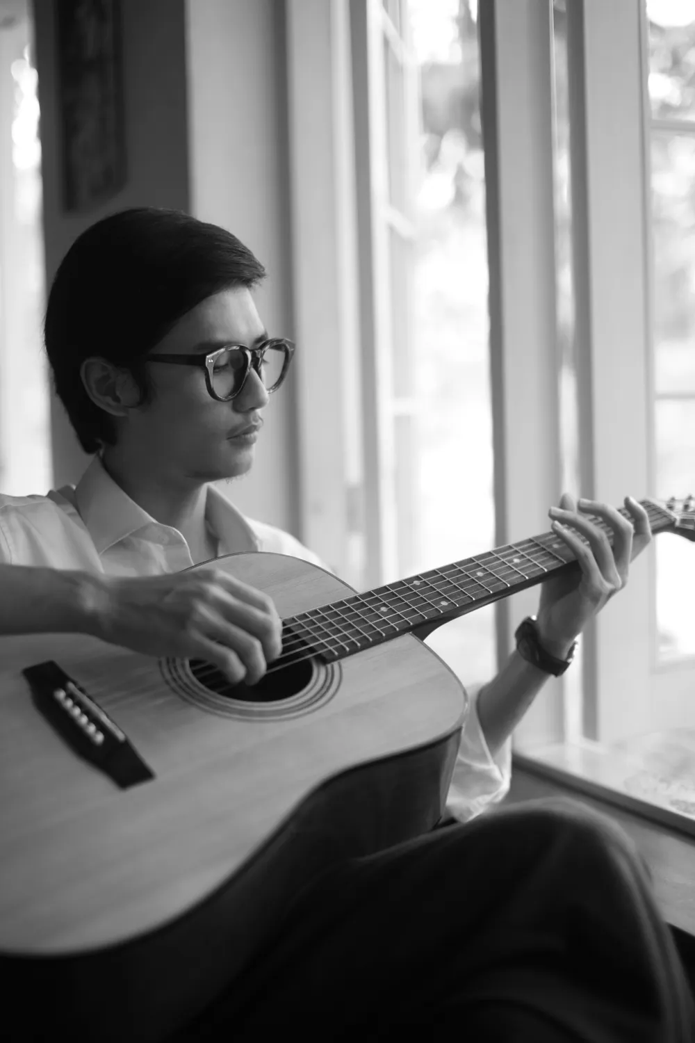 Hé lộ gương mặt đảm nhận vai Trịnh Công Sơn thời trẻ ảnh 2