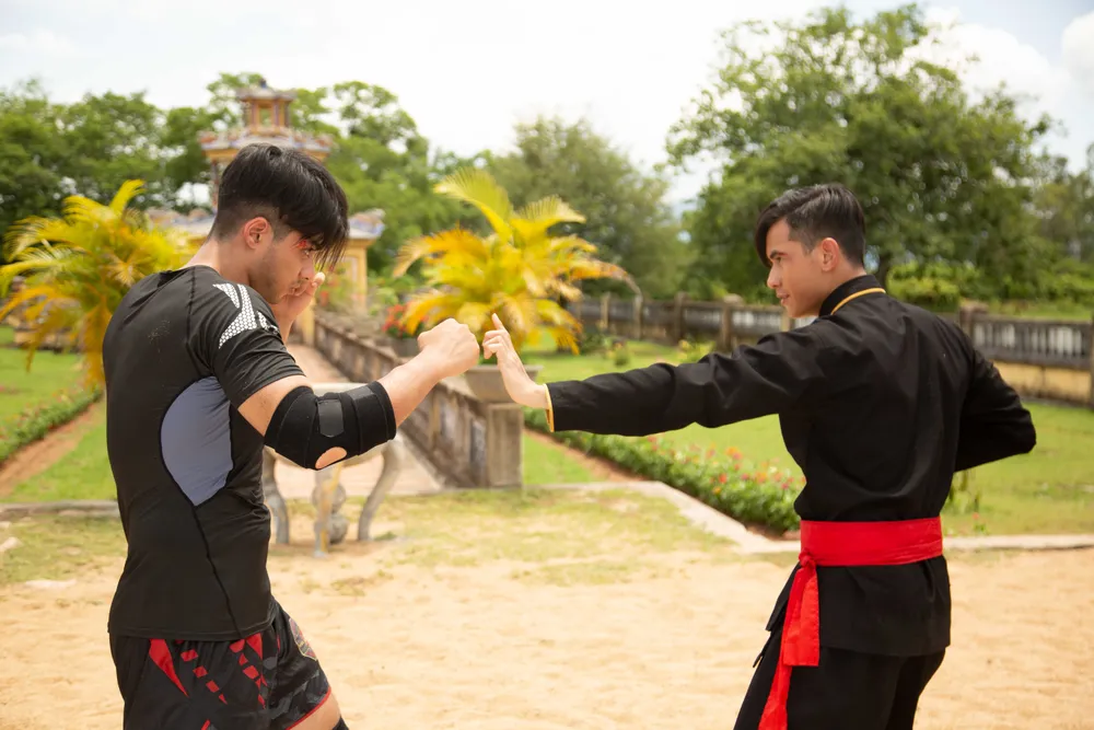 Diễn viên gốc Việt của “Doctor Strange” về nước đóng phim ảnh 3