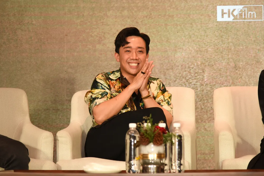 Trấn Thành tiết lộ những hình ảnh đầu tiên phim Tết “Bố già” ảnh 4