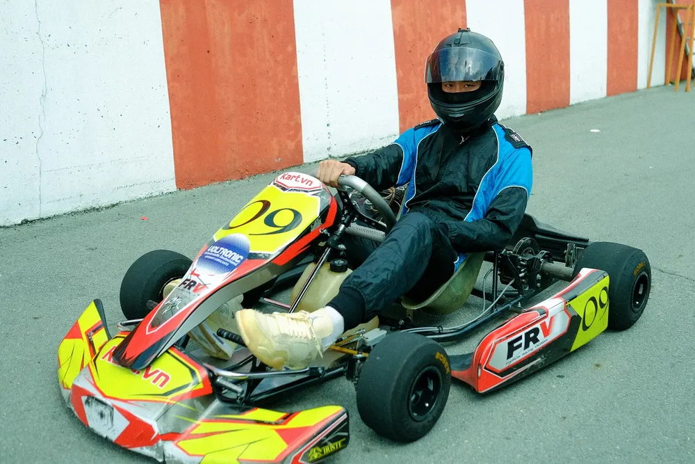 Diễn viên Tuấn Trần truyền năng lượng tích cực qua vlog mới ảnh 1