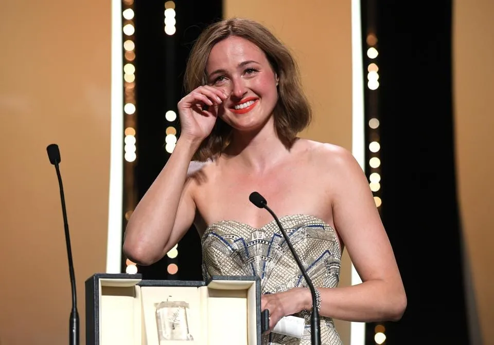 LHP Cannes 2021: Chiến thắng gây “sốc“ ảnh 4