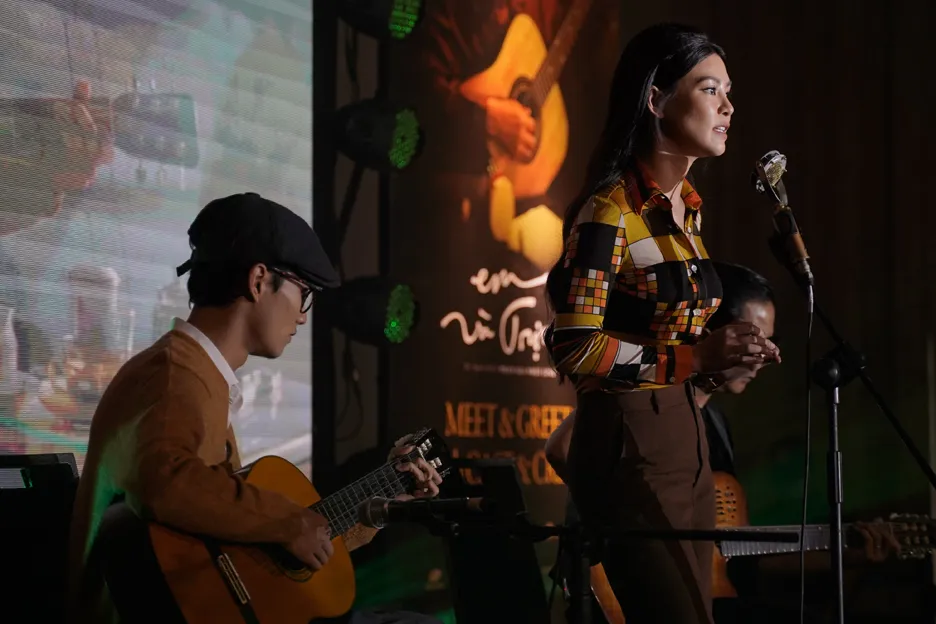 Đầu tư 50 tỷ đồng, Em và Trịnh khiến nhiều người rơi lệ ảnh 5