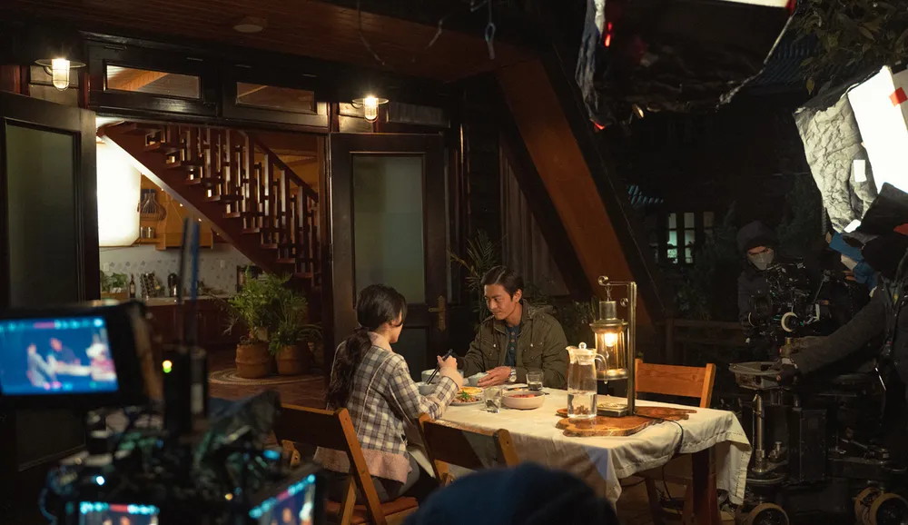 Đạo diễn Victor Vũ: Muốn giữ chân khán giả qua từng tập phim ảnh 3