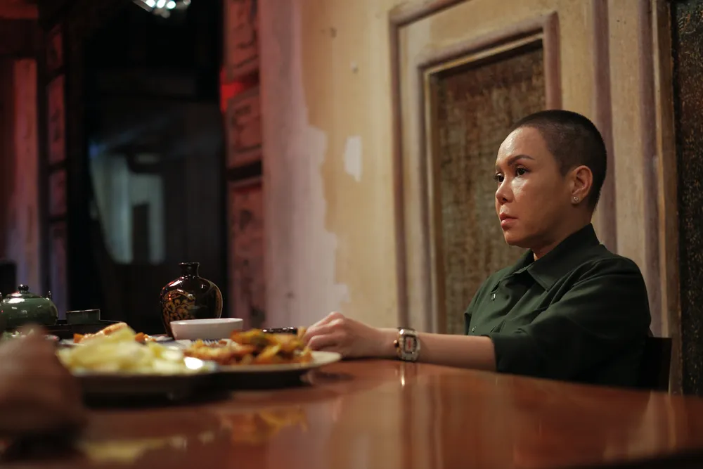 Không chỉ cạo đầu, Việt Hương còn chi gần 4 tỷ đồng làm web drama ảnh 1