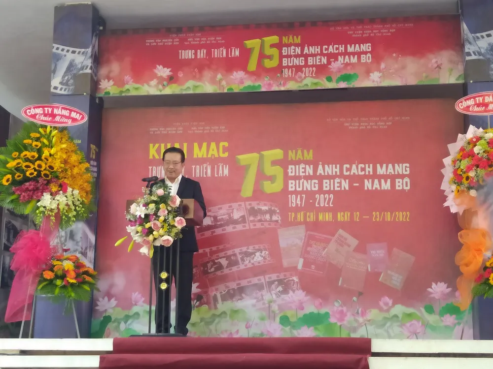 Nhiều tư liệu quý tại triển lãm 75 năm điện ảnh cách mạng Bưng biền - Nam bộ ảnh 2