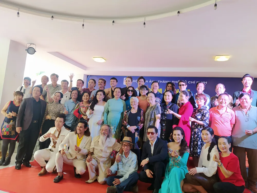 Sống lại ký ức về một thời làm phim gian khổ ảnh 2