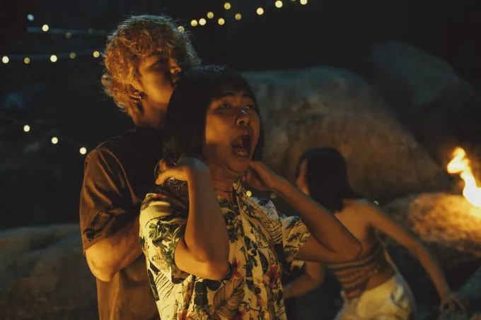 Nhiều yếu tố vô lý khiến bộ phim không thuyết phục khán giả