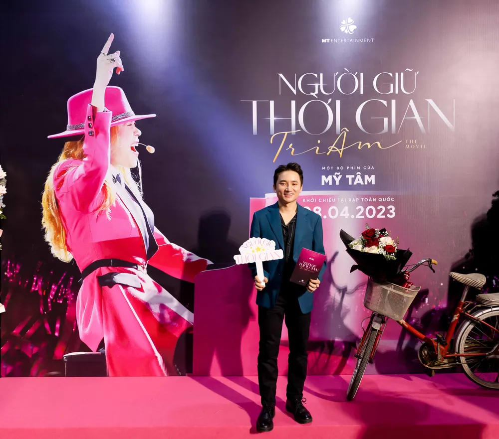 Ca, nhạc sĩ Phan Mạnh Quỳnh Ca, nhạc sĩ Phan Mạnh Quỳnh