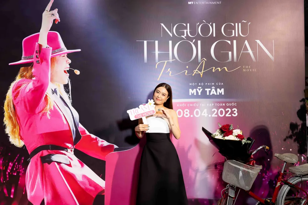 Ca sĩ Hoàng Thùy Linh Ca sĩ Hoàng Thùy Linh