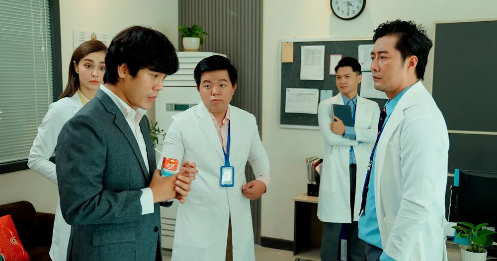 Bác sĩ hạnh phúc hiện đang nhận nhiều ý kiến trái chiều sau khi lên sóng