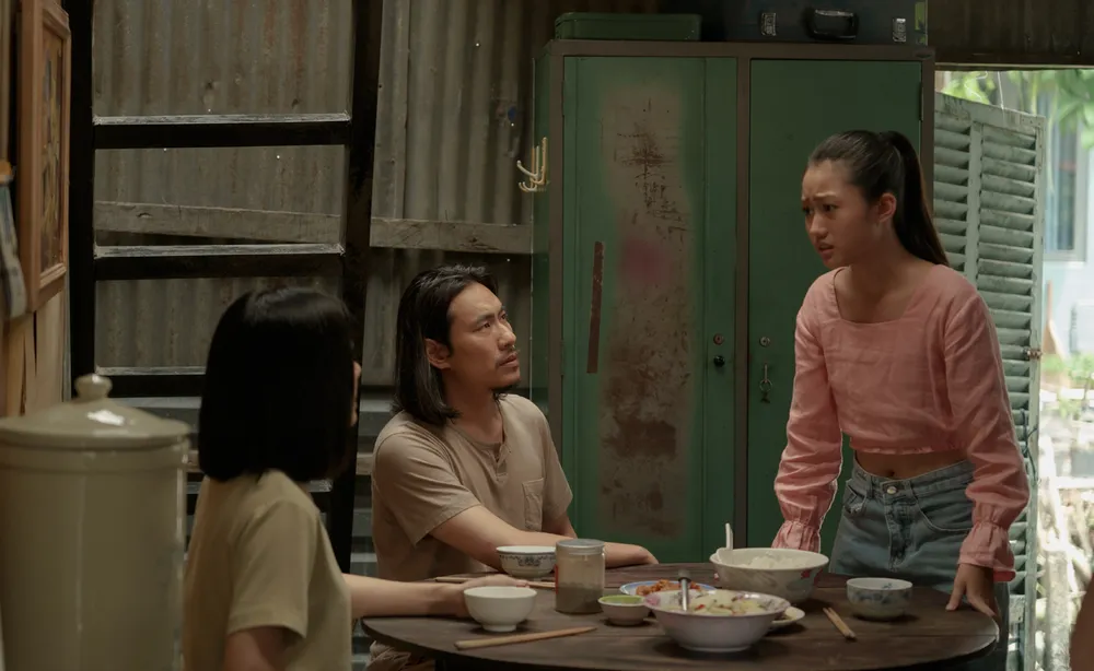 Những mâu thuẫn gia đình là khởi đầu của các biến cố