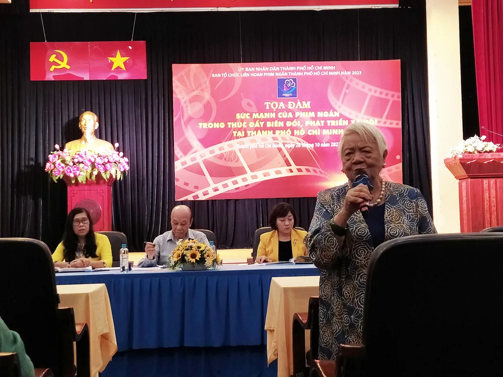 Đạo diễn Xuân Phượng khẳng định vai trò phim ngắn đã có từ trong lịch sử từ thời điện ảnh cách mạng Bưng Biền