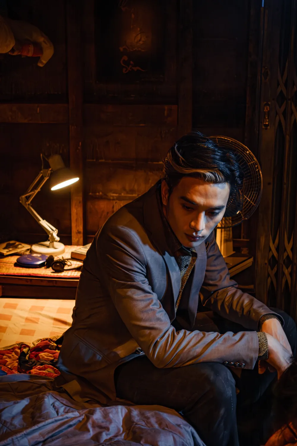 Thuận Nguyễn hóa ma cà rồng trong phim