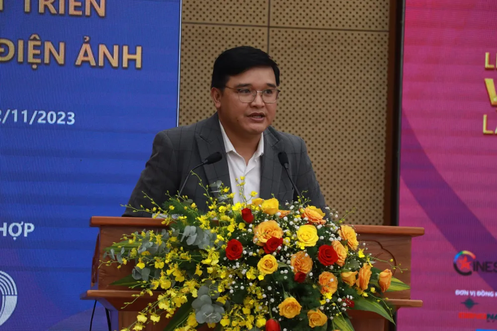 Đạo diễn Võ Thanh Hòa cũng dẫn chứng chính phim của mình bị vi phạm nghiêm trọng