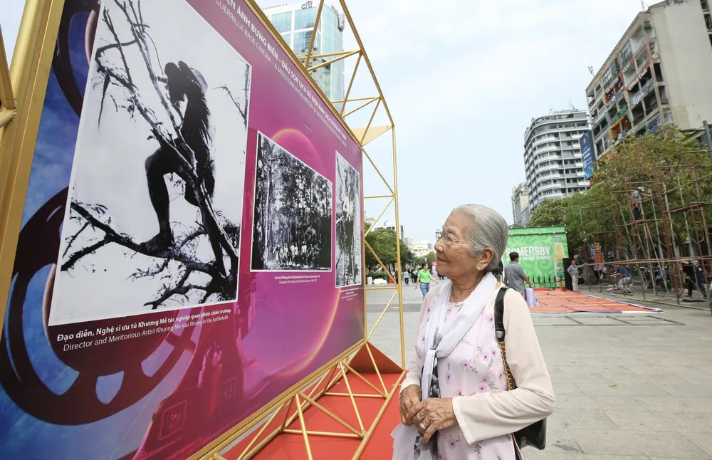 khai mac trien lam 6.jpg