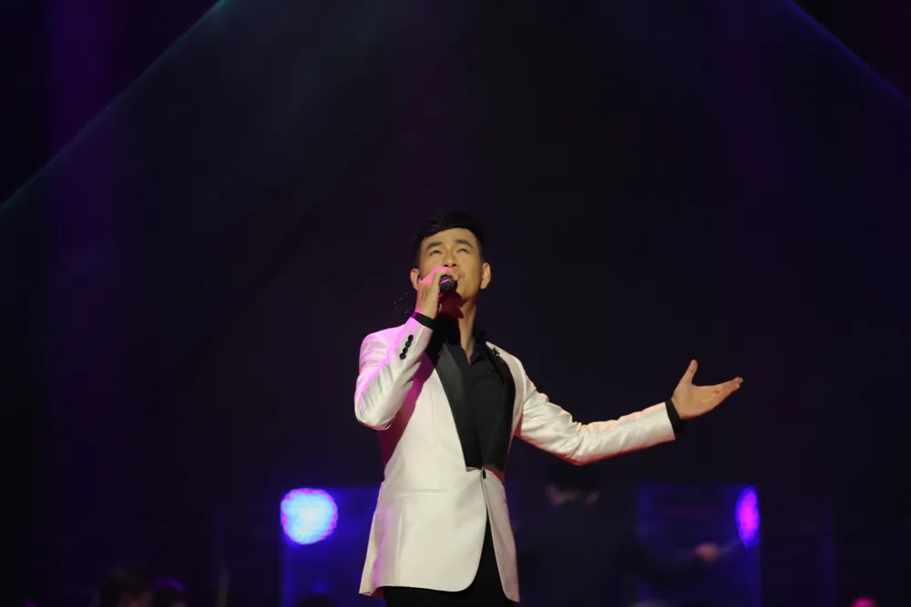 trao giai HIFF 10.jpg