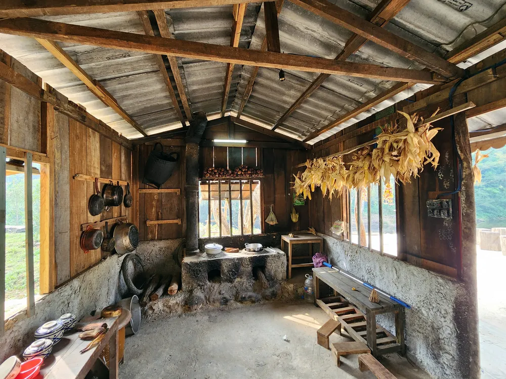 ly hai boi canh 12.jpg