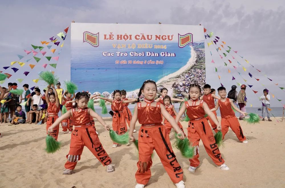 Lễ hội Cầu ngư Lộ Diêu 9.png