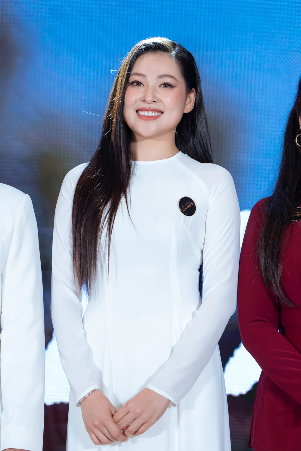 ra mat hai muoi 13.jpg