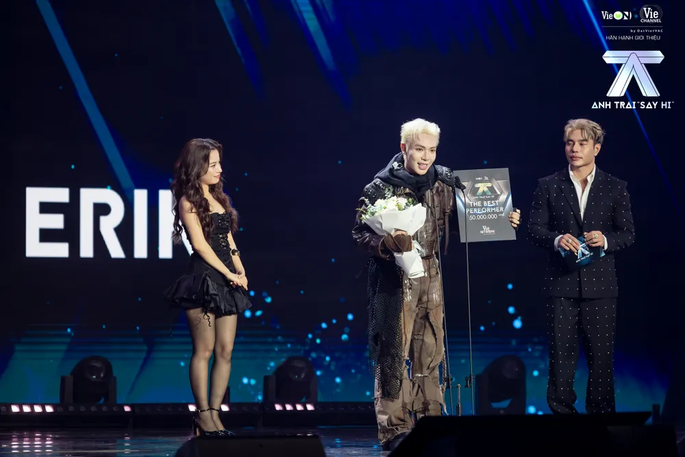 anh trai say hi ck 3.jpg