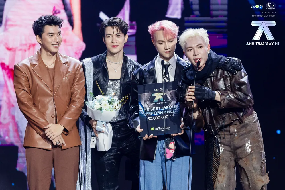 anh trai say hi ck 4.jpg