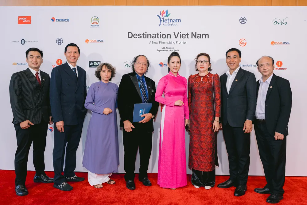 Đoàn đại diện TPHCM tham dự sự kiện xúc tiến điện ảnh - du lịch tại Hoa Kỳ. Ảnh: KMEDIA