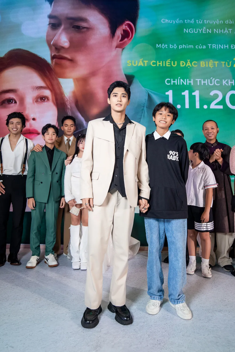 ra mat ngay xua chuyen tinh 4.jpg