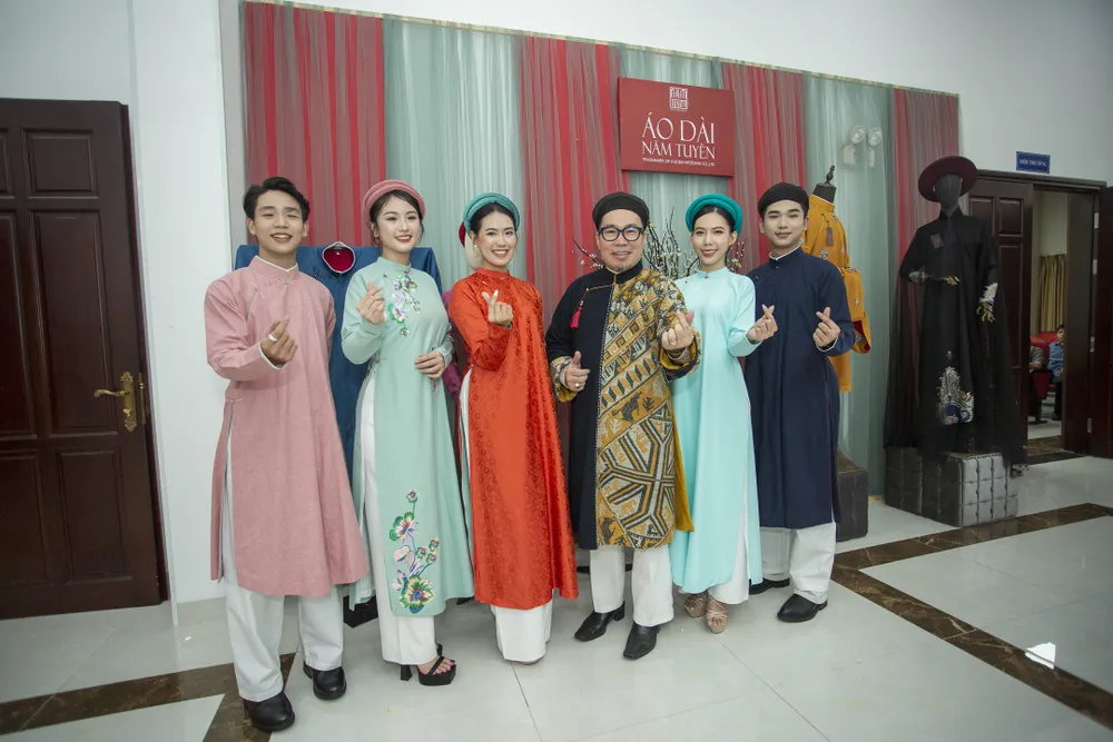 ao dai ngu than 9.jpg