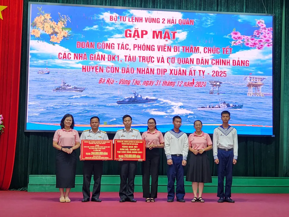 chuc tet nha gian (6).jpg