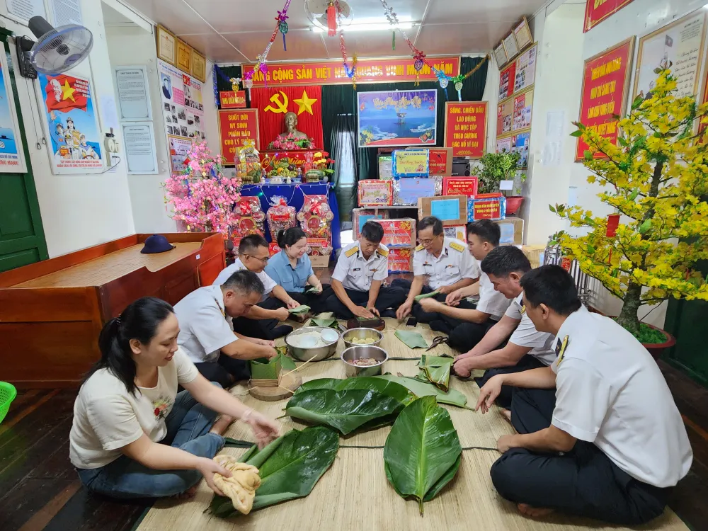 chuc tet nha gian DK1 (14).jpg