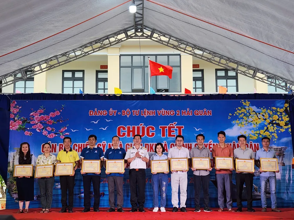 chuc tet nha gian DK1 (21).jpg