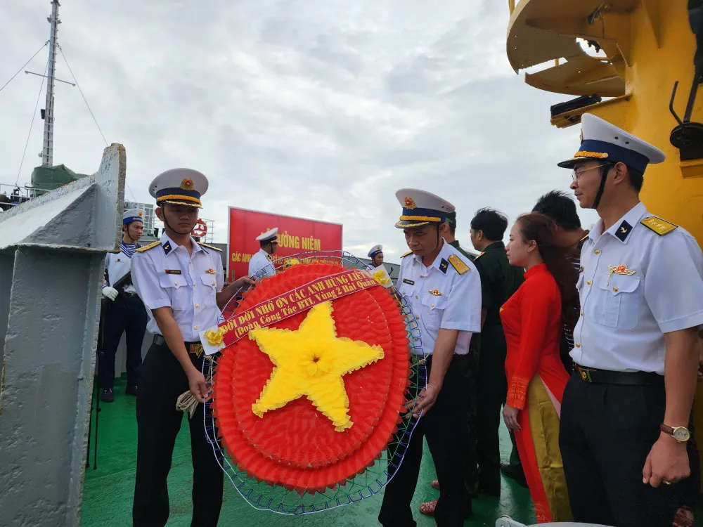 chuc tet nha gian DK1 (25).jpg