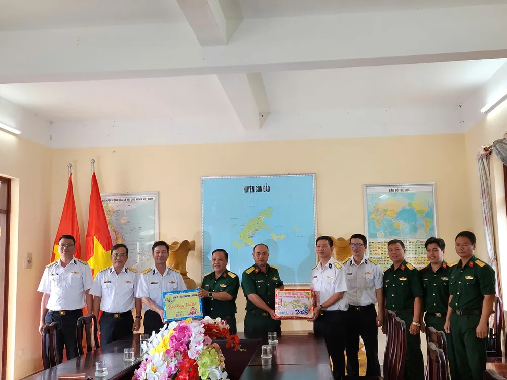 chuc tet nha gian DK1 (4).jpg