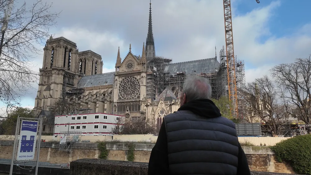 phim tai lieu bac ho 5.png