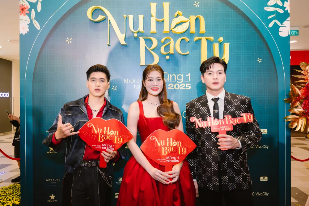 ra mat nu hon bac ty 13.jpg