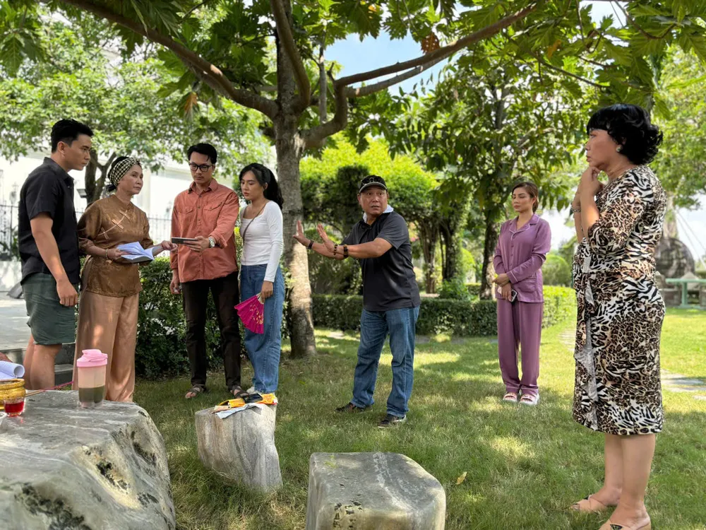 nsnd lan huong 2.jpg