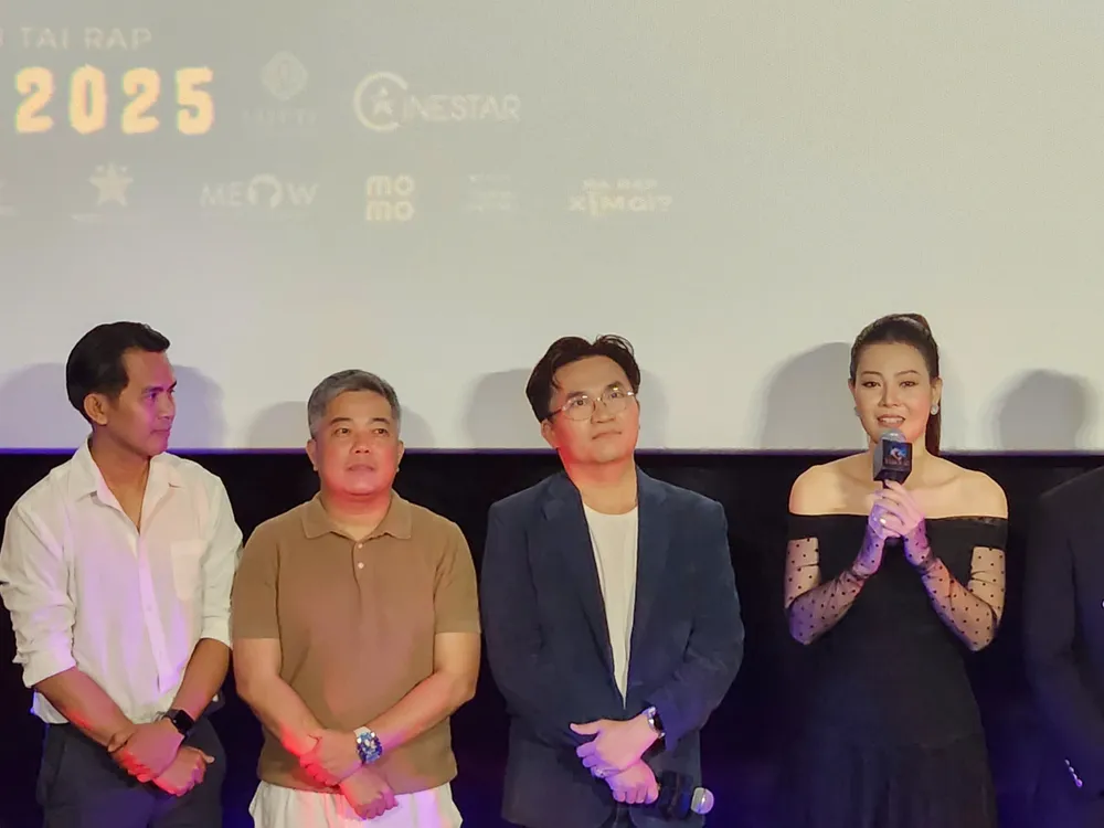 ra mat tim xac 2.jpg