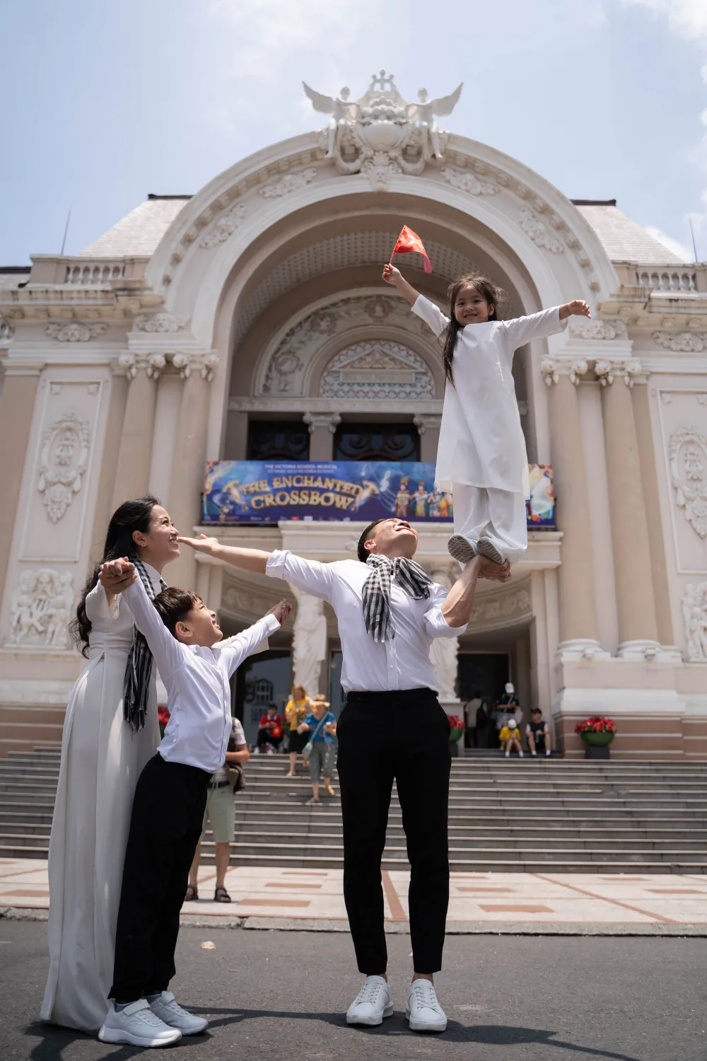 quoc co hong phuong 3.jpg