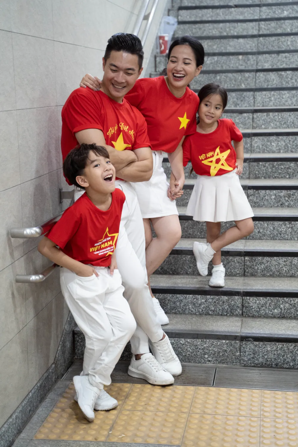 quoc co hong phuong 4.jpg