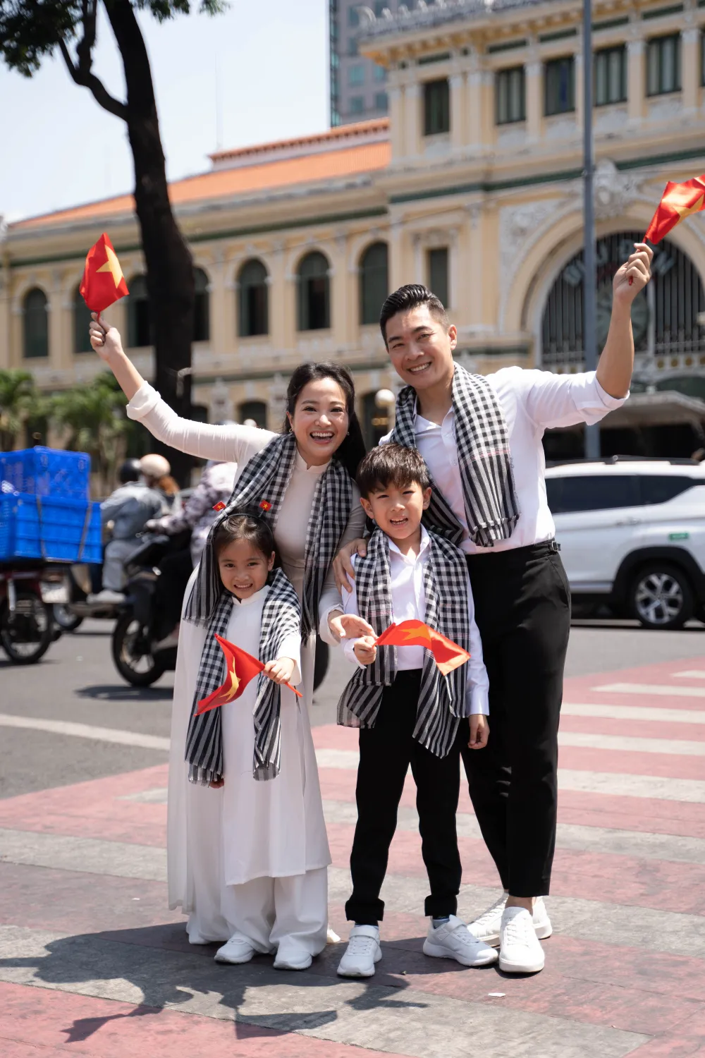 quoc co hong phuong 6.jpg