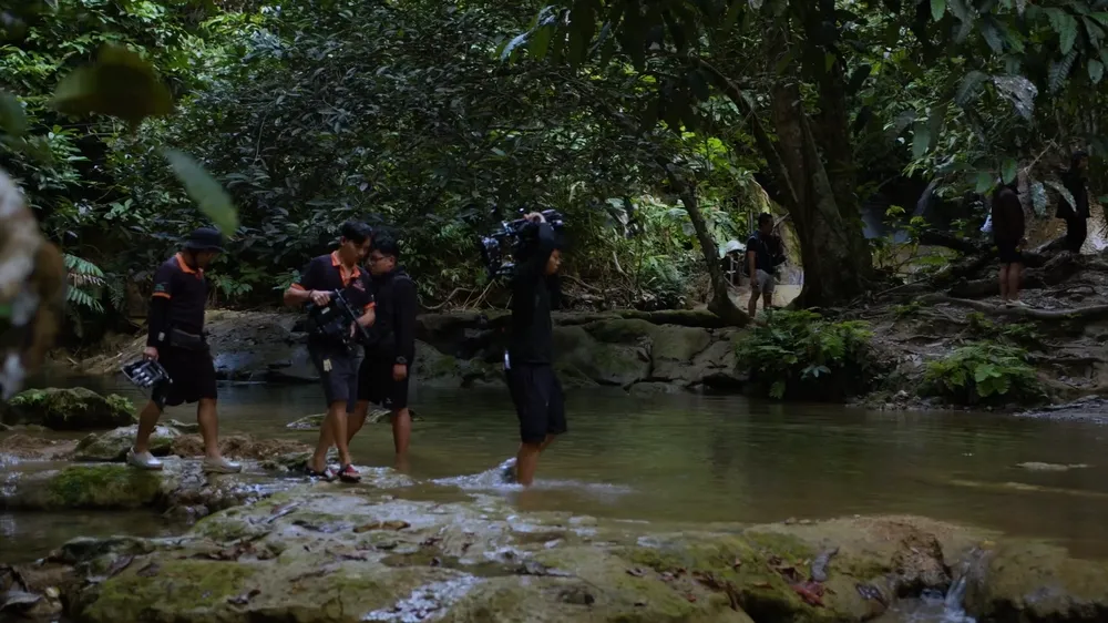 boi canh tham tu kien 2.png