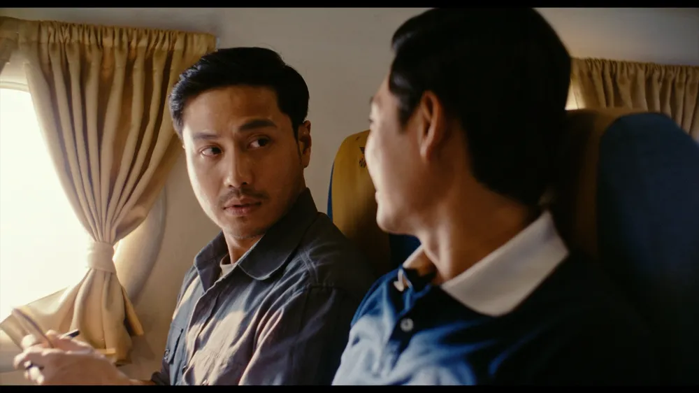 tu chien tren khong 3.jpg