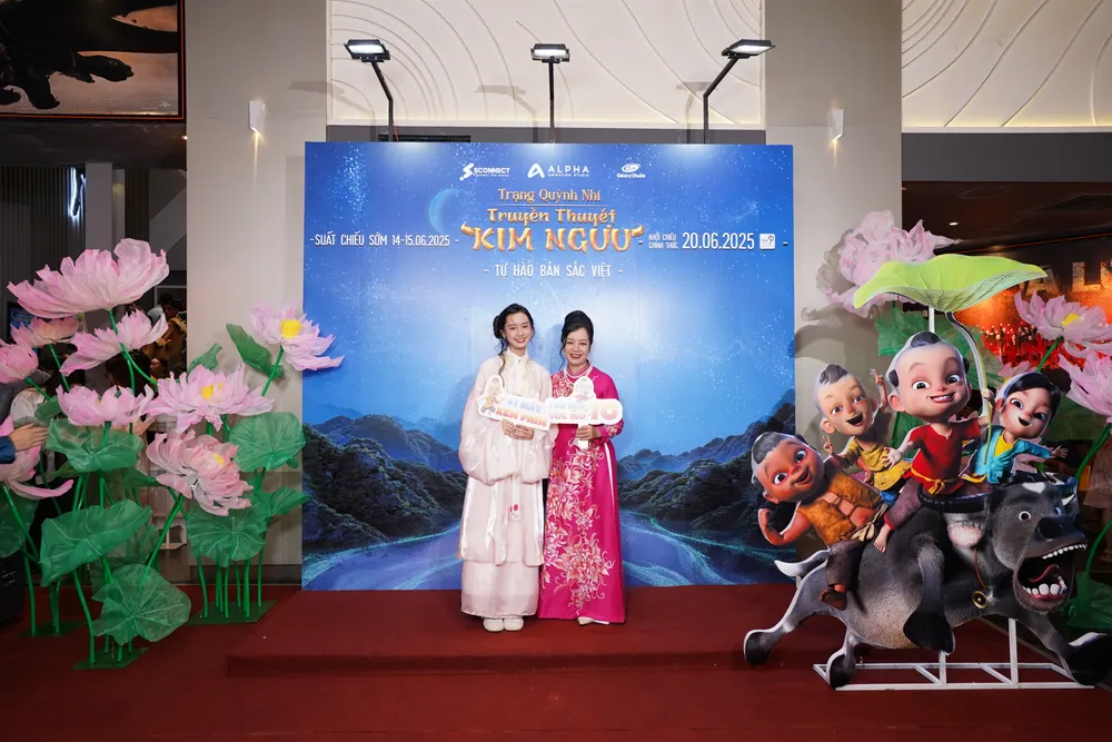 Ảnh 4_ DV Hồng Thu (Lật Mặt 8) & NSƯT Chiều Xuân.JPG