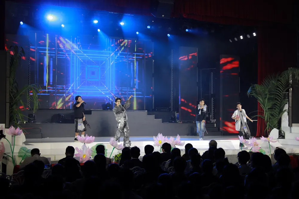 khăn rằn thương nhớ 5.JPG