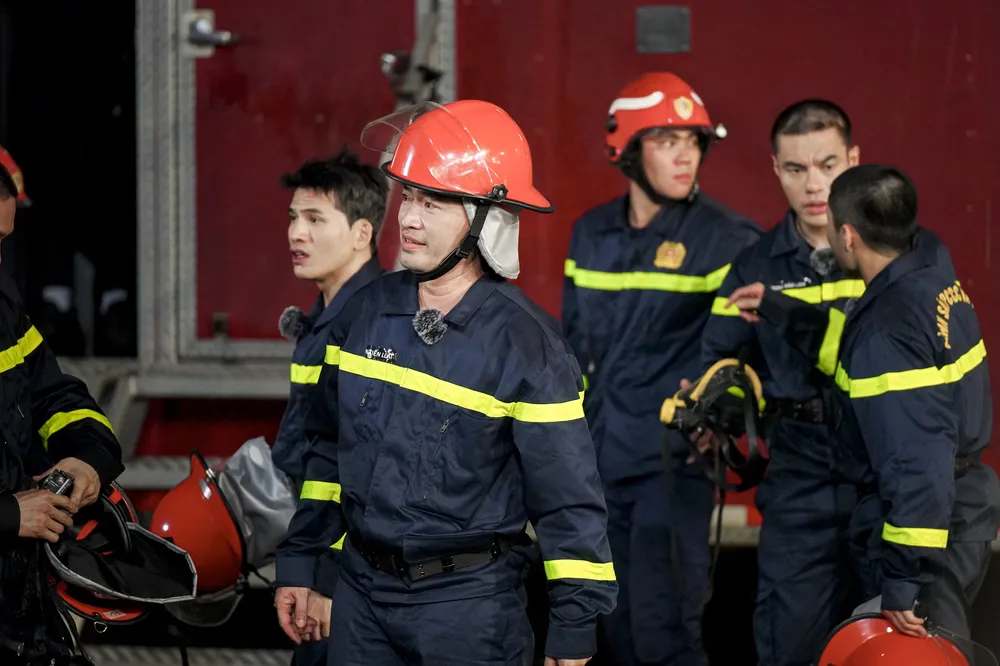 chien si qua cam 3.jpg