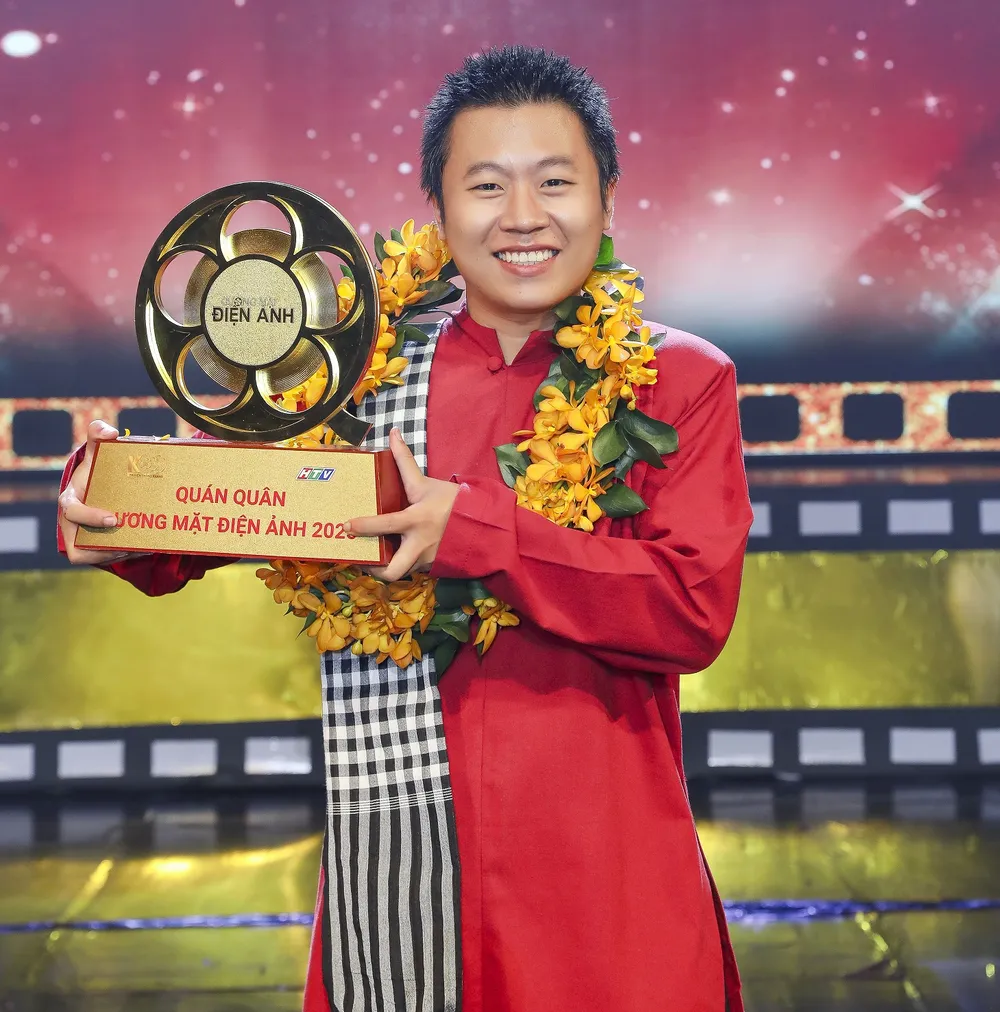 guong mat dien anh 2025 7.jpeg