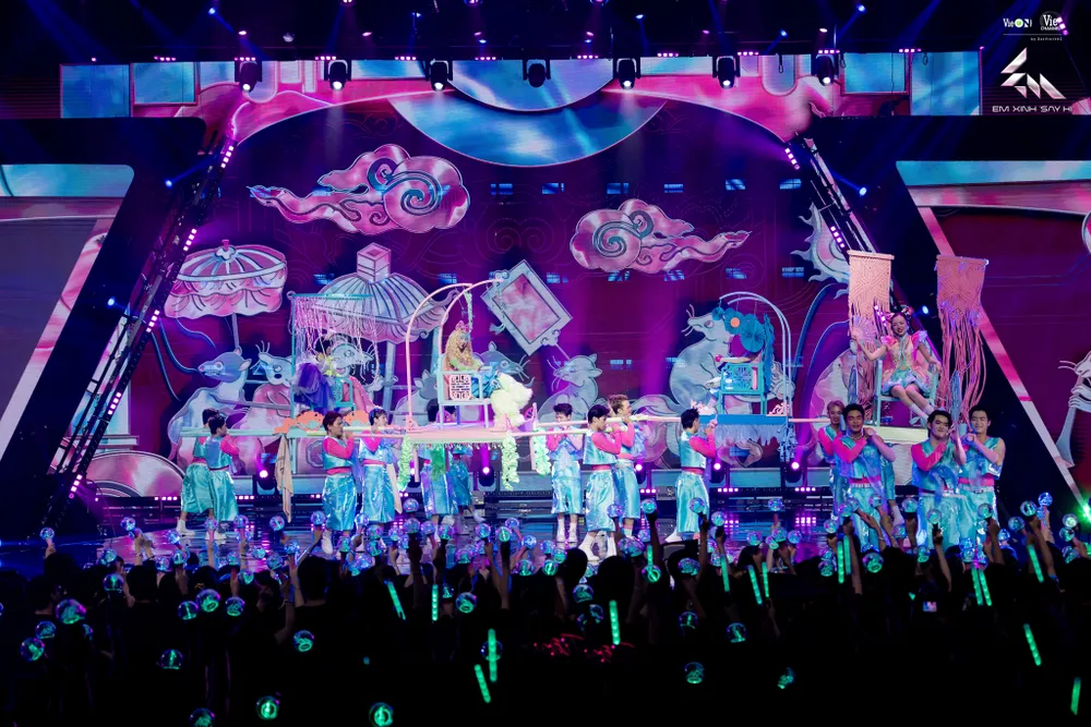 ck em xinh say hi 2.JPG