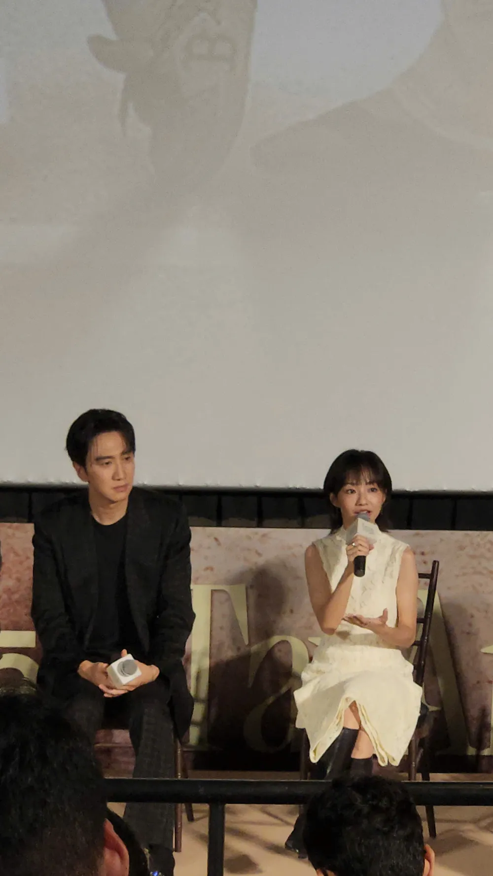 tay anh giu mot vi sao (2).jpg